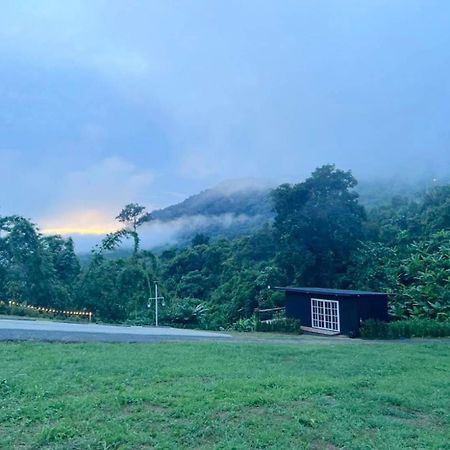 Chai Ska Hom Steay Ska Keo Villa Khao Kho Bagian luar foto